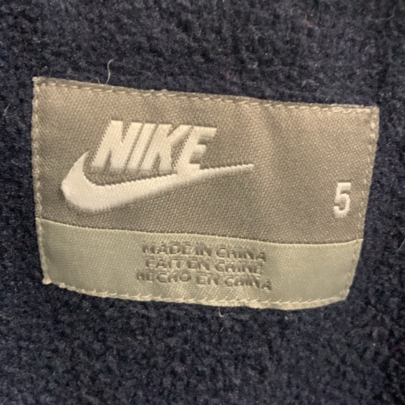 Nike Puffer Jacket Fleece Lined - Like NEW - Boys 5 - Picture 4 of 5